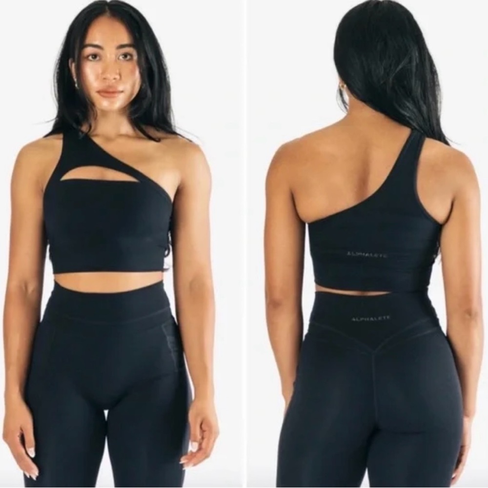 Alphalete Asymmetrical Sports Bra